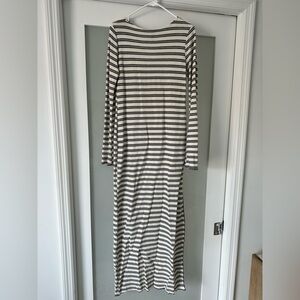 🤍 H&M Knit Stripe Midi Dress – Size M 🤍